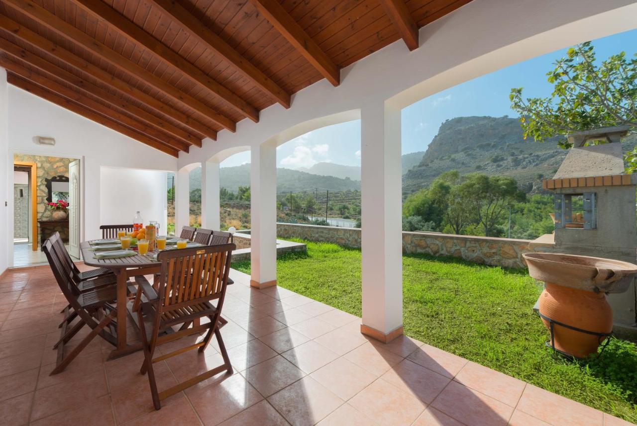 Villa Krokali Lindos ภายนอก รูปภาพ